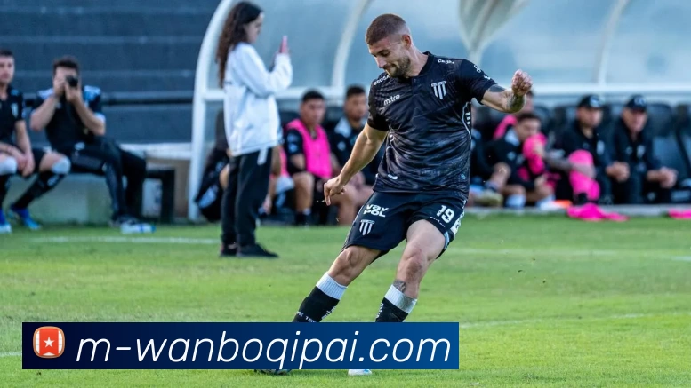 万博棋牌APP 封面图